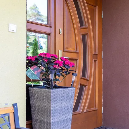 Ii-poziomowy Nam Morzem アパートホテル