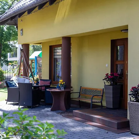 Ii-poziomowy Nam Morzem ポビエロボ