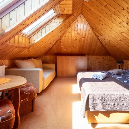 Ii-poziomowy Nam Morzem