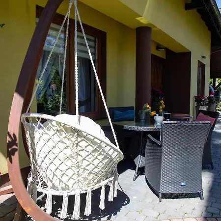 Ii-poziomowy Nam Morzem アパートホテル